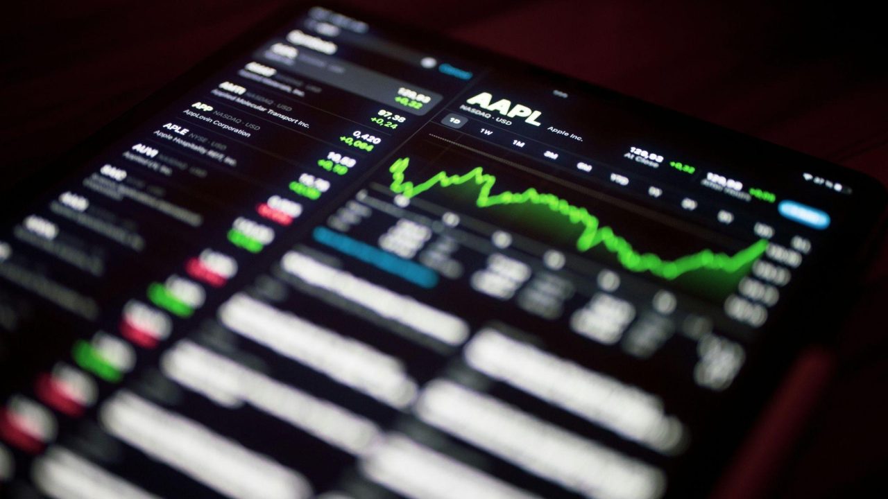 8 Key Factors That Shape the Best Commodities Trading Platforms Today 