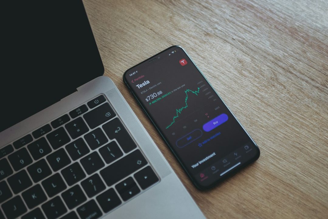 Smart Mobile Forex Trading Through Secure Android Market Technology